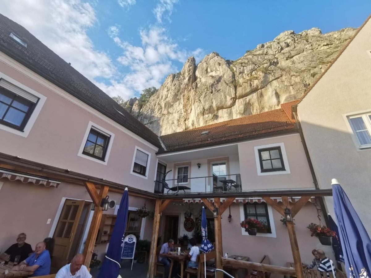 Gasthaus Felsenwastl Essing Exteriér fotografie